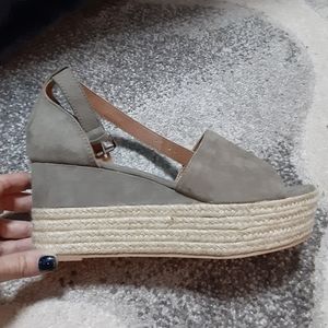 Steve Madden wedges